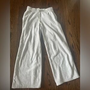 Lululemon Scuba Mid-Rise Wideleg Sweatpants (full length)